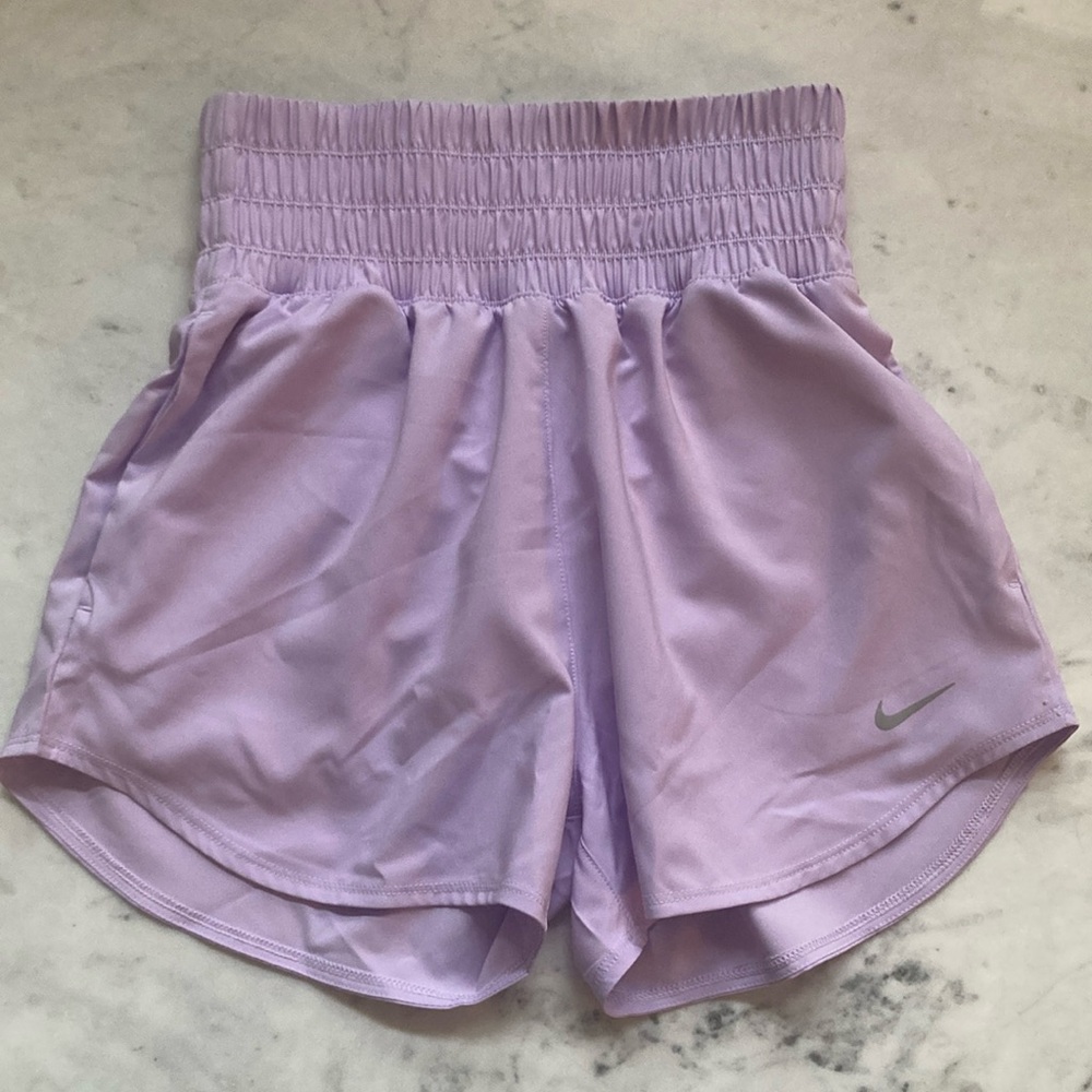 NWOT Nike Loose Fit Women’s Training XS